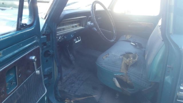 1970 Green Ford F-250 Standard Cab Pickup
