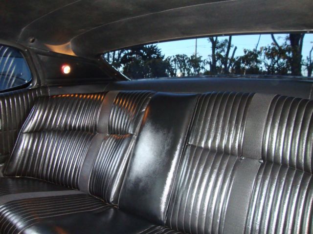 1970 black Ford Thunderbird Coupe