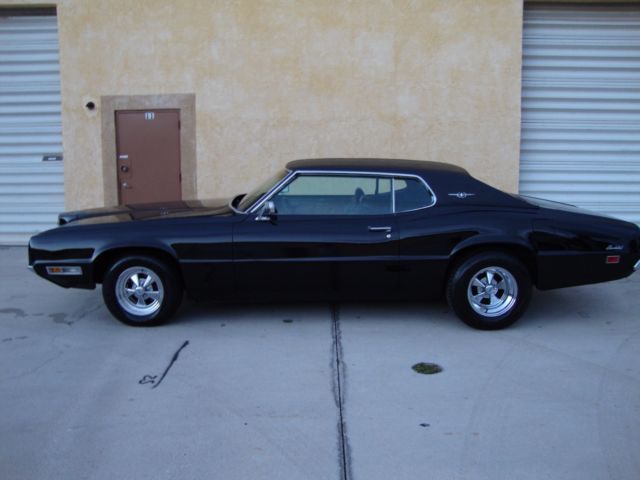 1970 black Ford Thunderbird Coupe