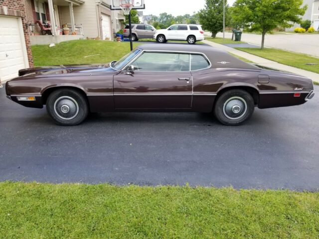 1970 Ginger Brown Ford Thunderbird Coupe