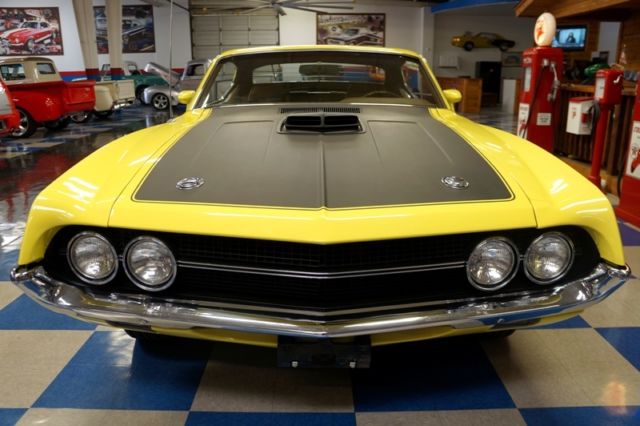 1970 Black Ford Torino Muscle Car