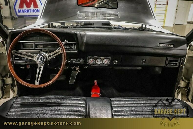 1970 White Ford Torino Coupe