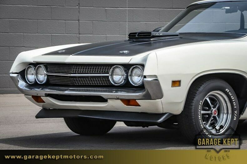 1970 White Ford Torino Coupe