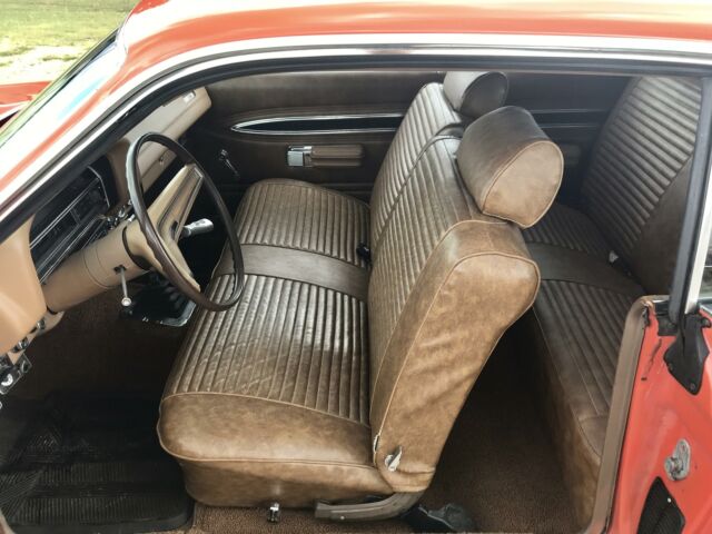 1970 Calypso Coral Ford Tornio --