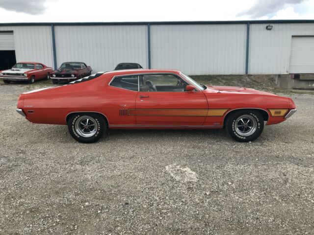 1970 Calypso Coral Ford Tornio --