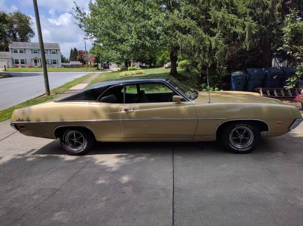 1970 Gold Ford Fairlane Coupe