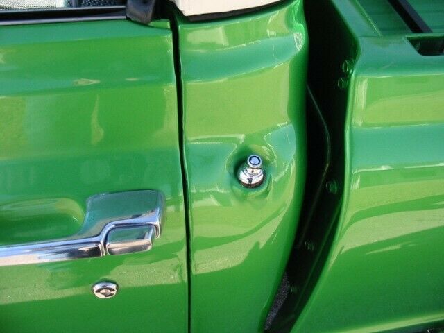 1970 Green Chevrolet C-10 Standard Cab Pickup