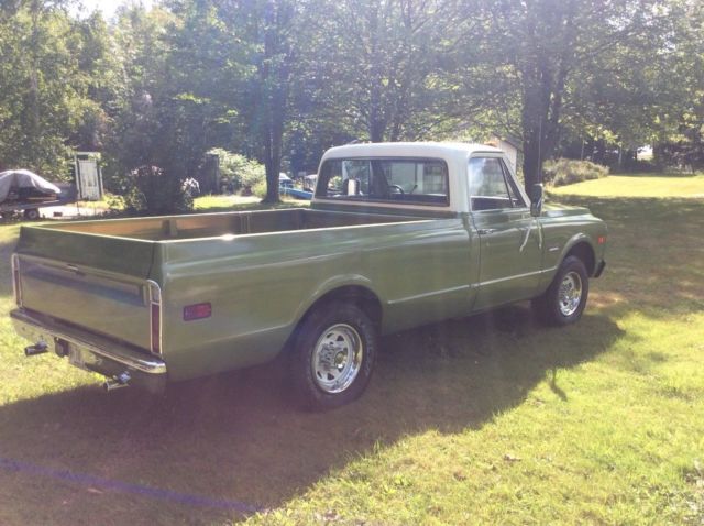 1970 Green GMC 2500 Pickup