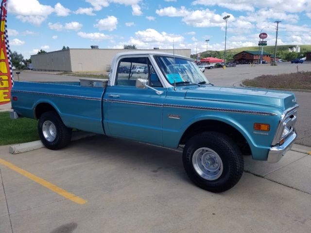 1970 Blue GMC Sierra 1500