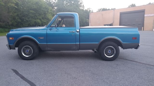 1970 Blue Chevrolet C-10 Standard Cab Pickup
