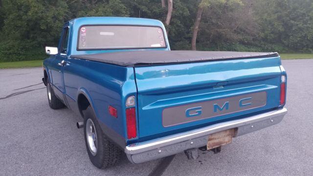 1970 Blue Chevrolet C-10 Standard Cab Pickup