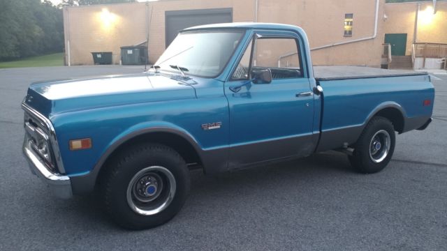 1970 Blue Chevrolet C-10 Standard Cab Pickup