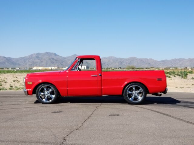 1970 Red Chevrolet C-10