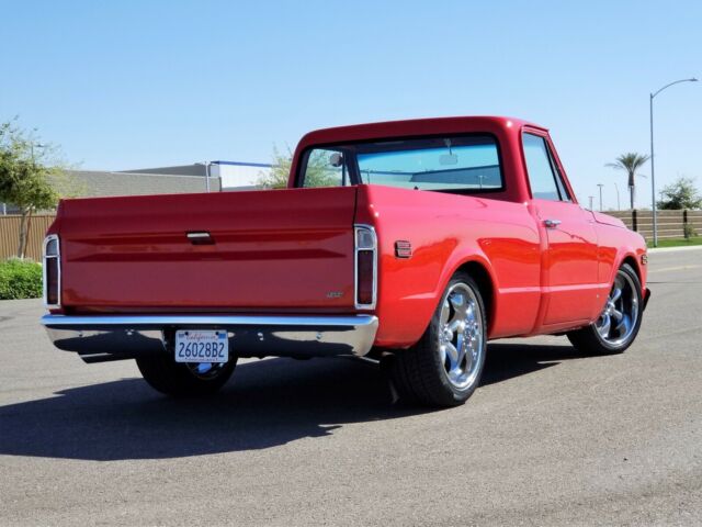 1970 Red Chevrolet C-10