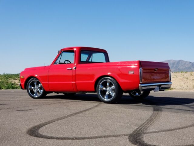 1970 Red Chevrolet C-10