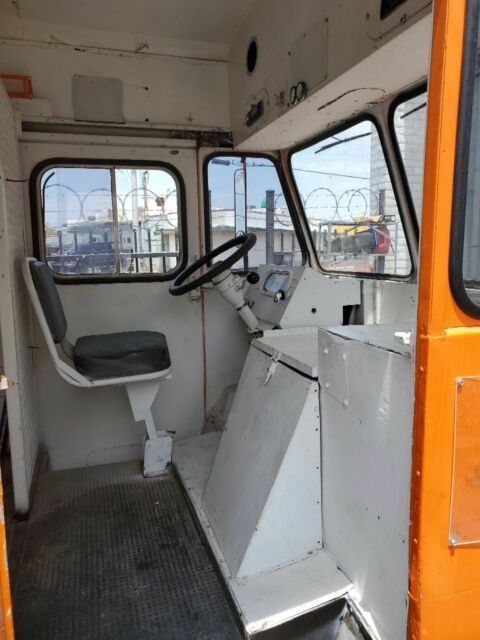 1970 Orange Chevrolet C-10 Standard Passenger Van