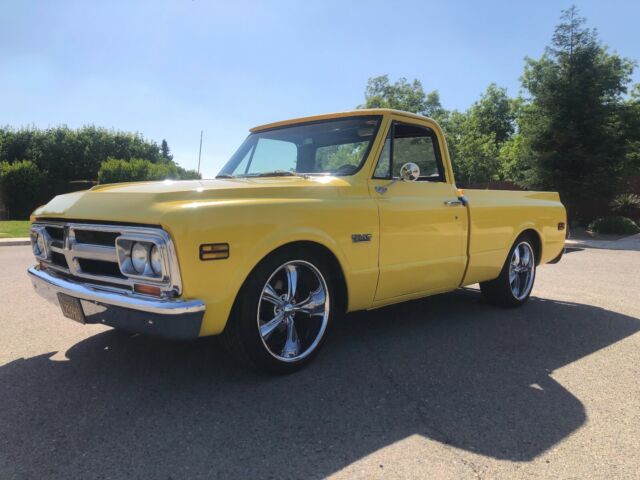 1970 Yellow GMC 1500 Standard Cab Pickup