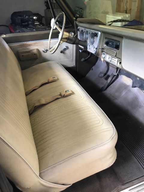 1970 Gold GMC Gmc / Chevy / Chevrolet c10 Standard Cab Pickup