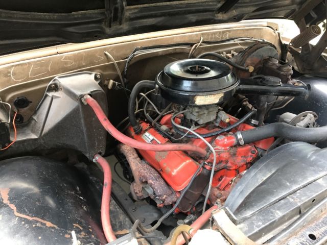 1970 Gold GMC Gmc / Chevy / Chevrolet c10 Standard Cab Pickup