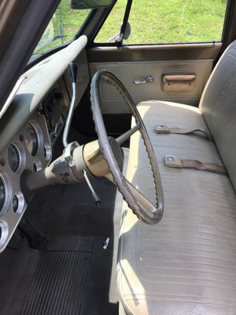 1970 Gold GMC Gmc / Chevy / Chevrolet c10 Standard Cab Pickup