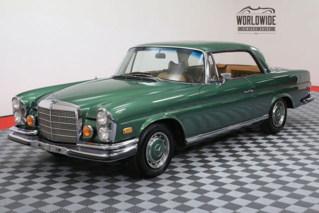 1970 Green Mercedes-Benz 280SE
