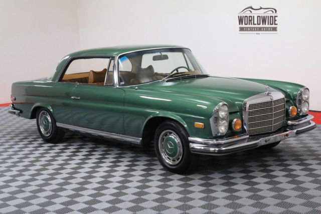 1970 Green Mercedes-Benz 280SE