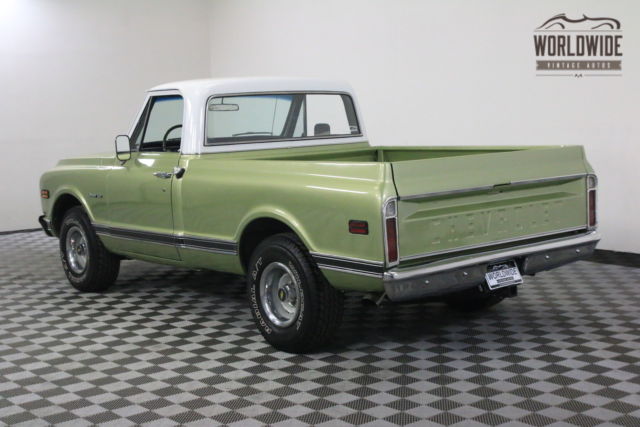 1970 Green Chevrolet C10