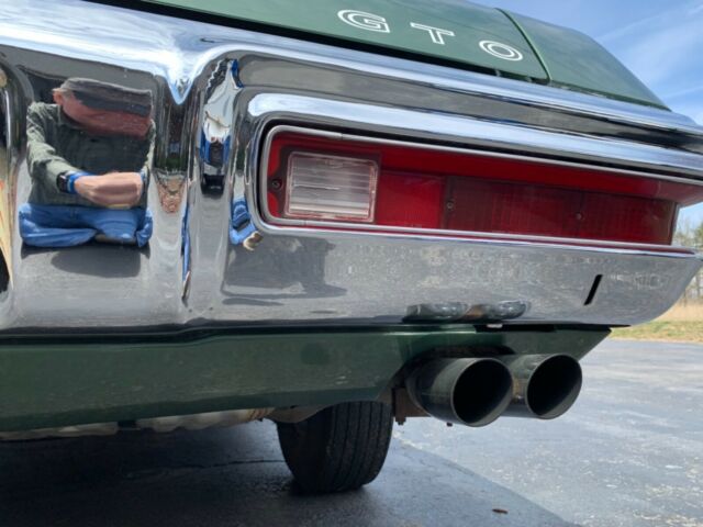 1970 Pepper green Pontiac GTO Coupe