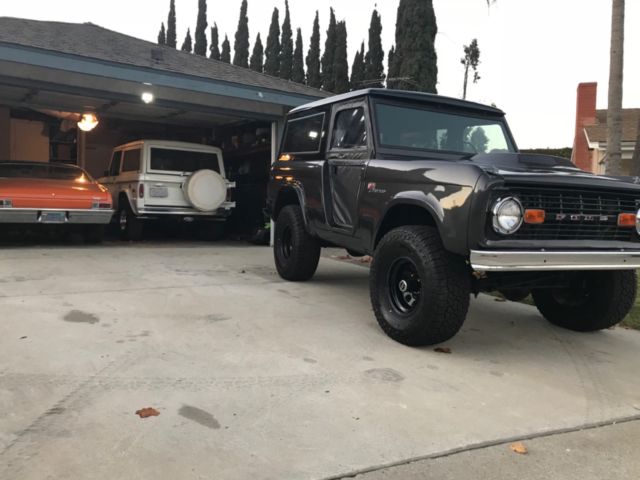 1970 Gunmetal Grey Metallic Ford Bronco SUV