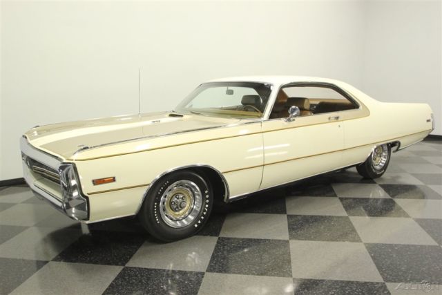 1970 White Chrysler 300 Series