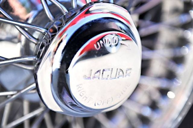 1970 Non-Metallic Indigo Blue Jaguar E-Type Convertible