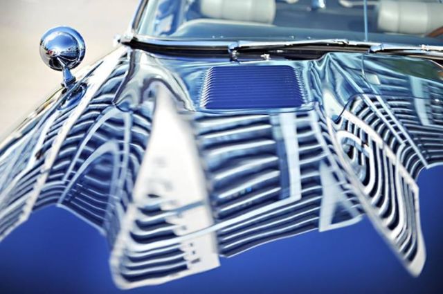 1970 Non-Metallic Indigo Blue Jaguar E-Type Convertible