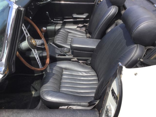 1970 White Jaguar E-Type Convertible