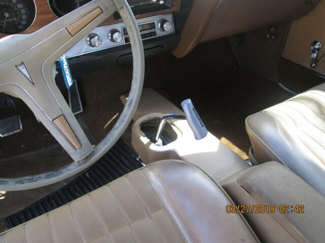 1970 Gold Pontiac Le Mans Coupe