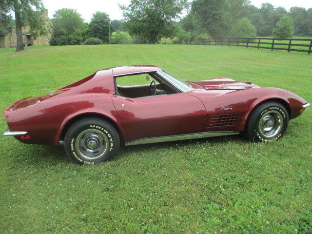 1970 Maroon Chevrolet Corvette T-top