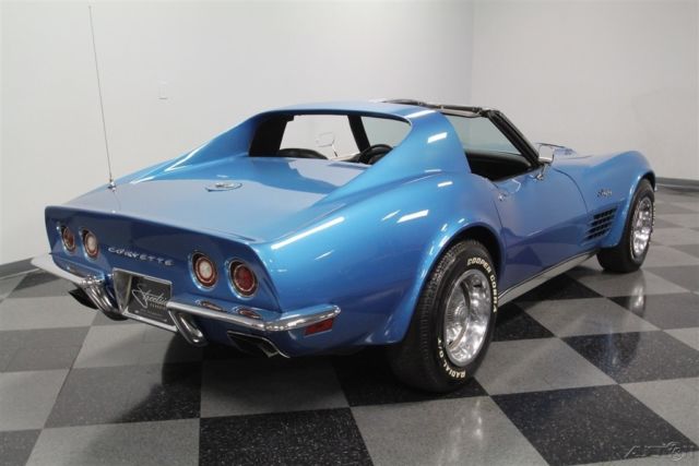 1970 Blue Chevrolet Corvette