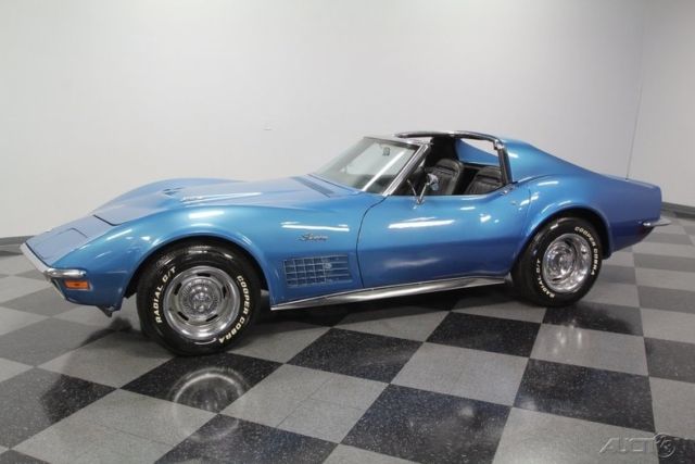 1970 Blue Chevrolet Corvette