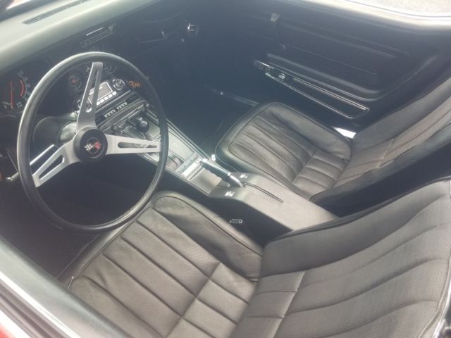 1970 Red Chevrolet Corvette