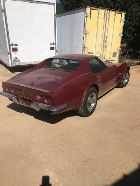 1970 Burgundy Chevrolet Corvette Coupe