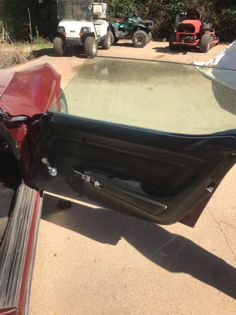 1970 Burgundy Chevrolet Corvette Coupe