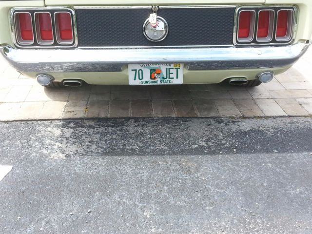 1970 Light Ivy Yellow Ford Mustang Fastback