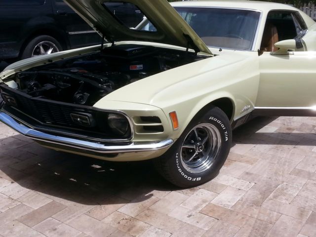 1970 Light Ivy Yellow Ford Mustang Fastback
