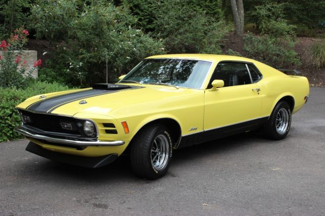 1970 Yellow Ford Mustang fast back