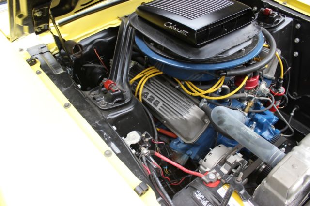 1970 Yellow Ford Mustang fast back