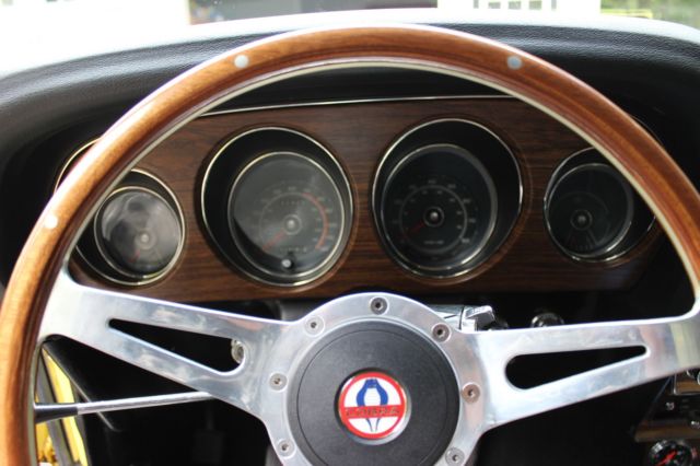 1970 Yellow Ford Mustang fast back