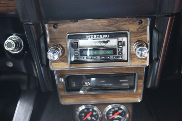 1970 Yellow Ford Mustang fast back