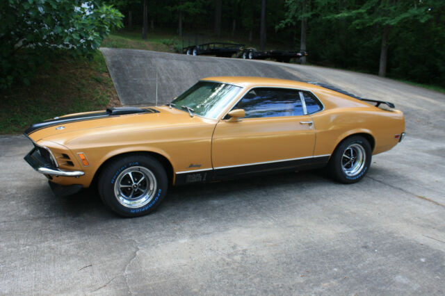 1970 Gold Ford Mustang Fastback