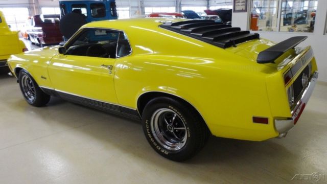 1970 Orange Ford Mustang