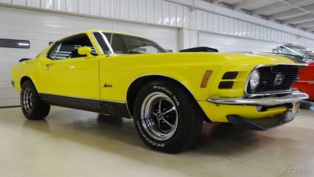 1970 Orange Ford Mustang
