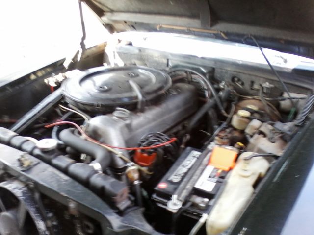 1970 Green Mercedes-Benz 200-Series Sedan